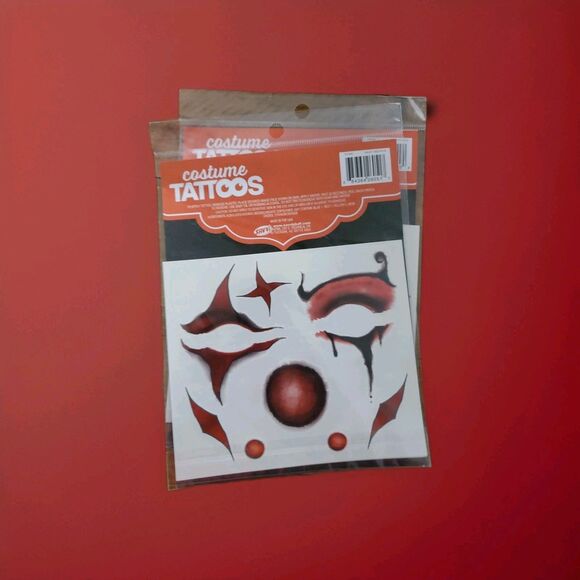 Spirit Halloween Youth Cursed Clown Costume Scary Medium M 10-12y Free Tattoos - Picture 12 of 13